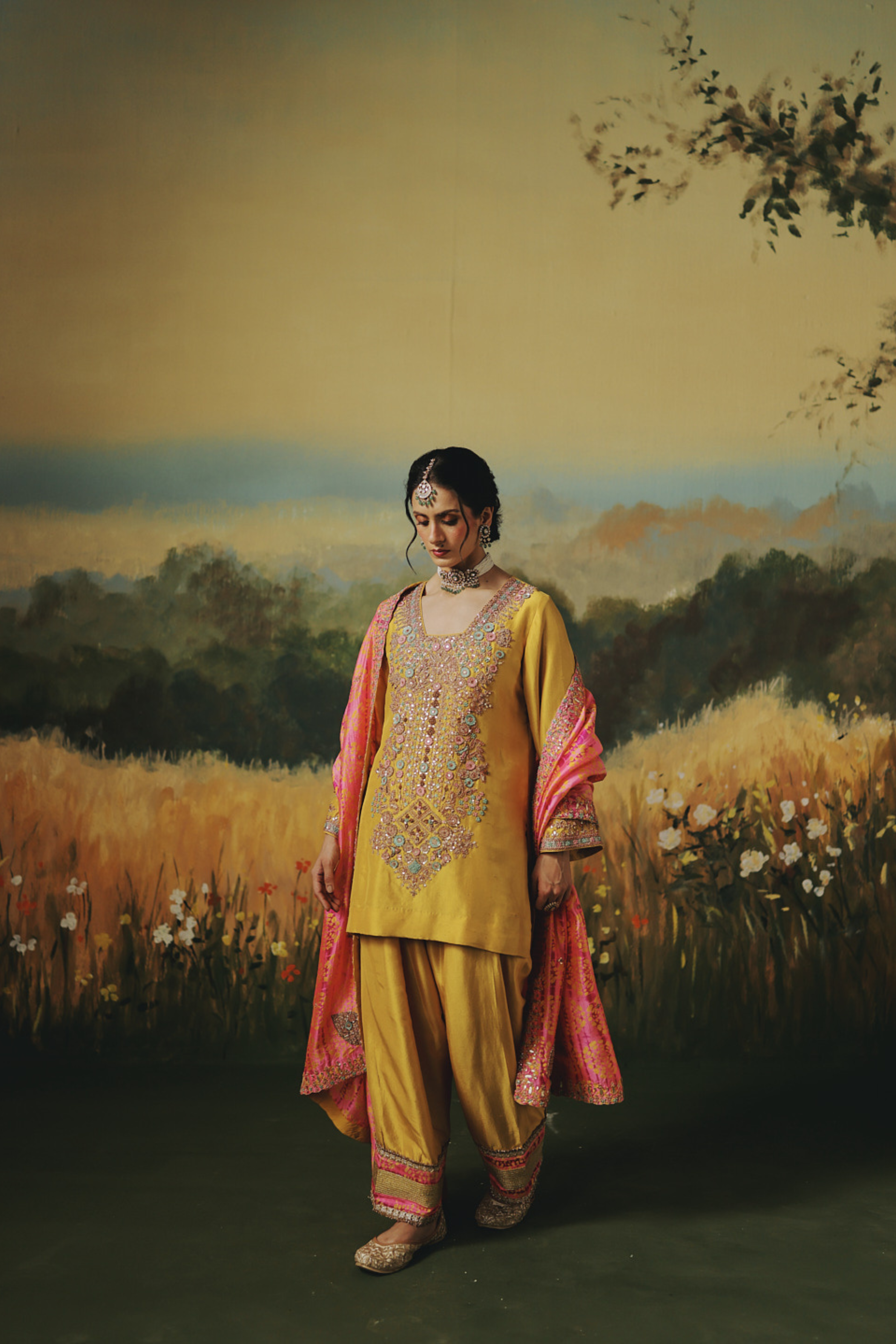 Tarana Suit Set