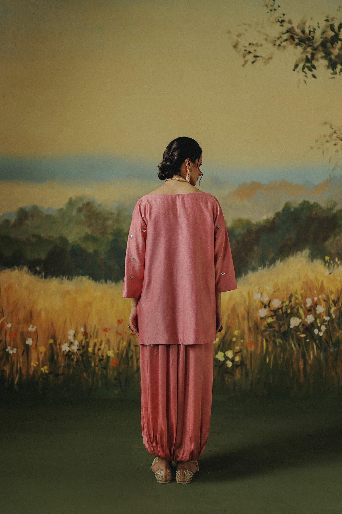 Phillauri Suit Set