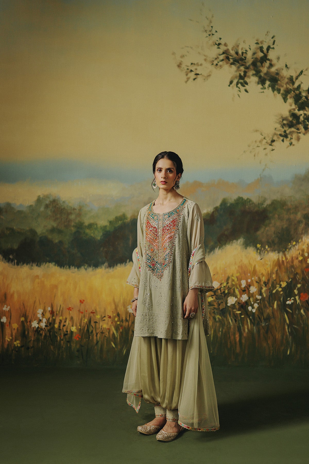 Mausam Suit Set
