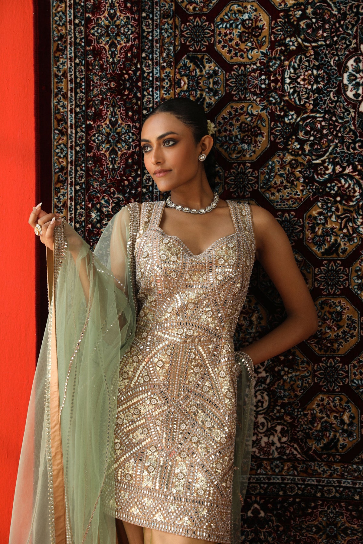 Anahat Kurta Set