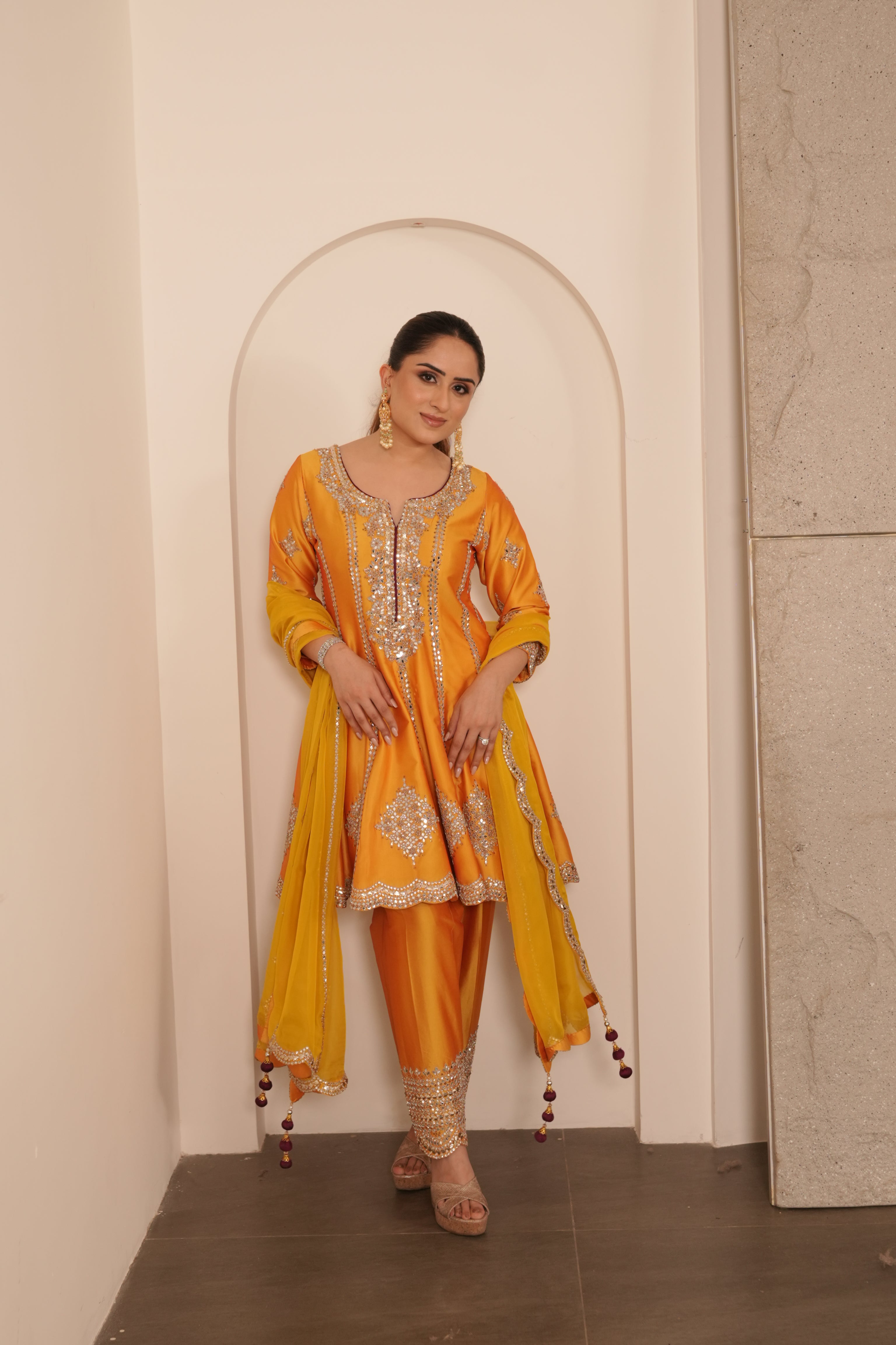 Nikita Vasdev in Zarin Kurta Set