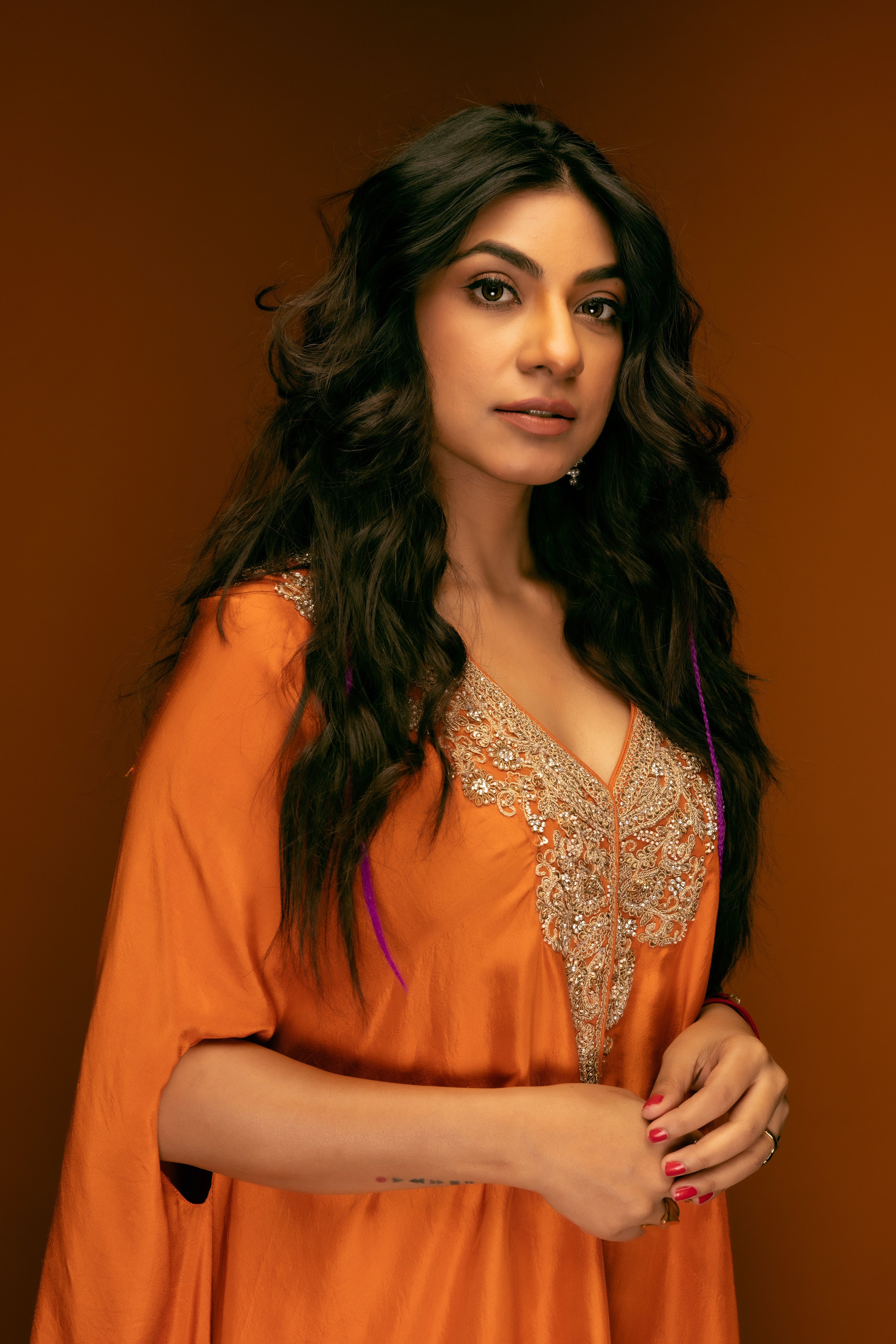 Himani Kapoor in Husn Sharara Set
