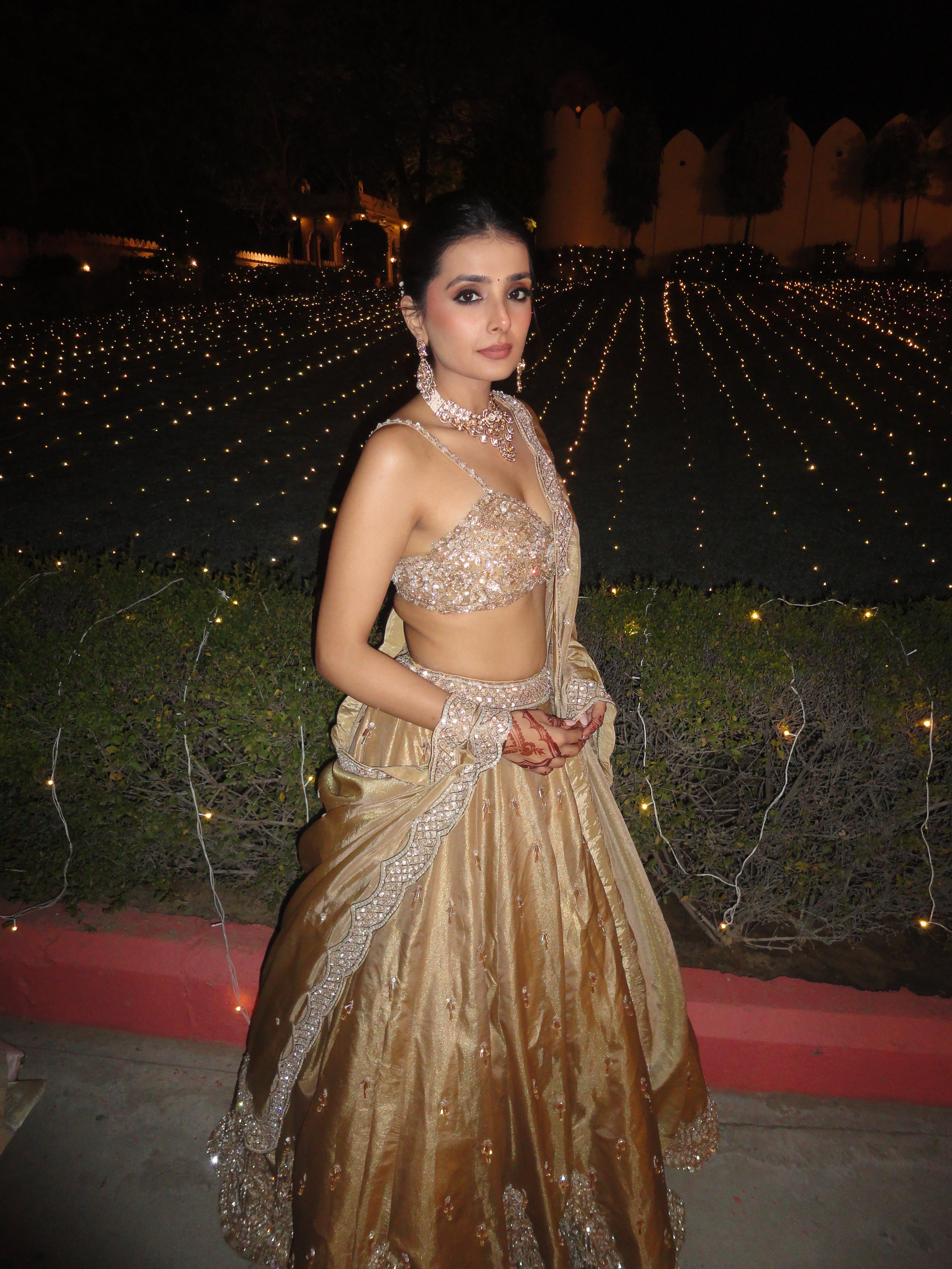 Mannat Arneja in Saba Lehenga