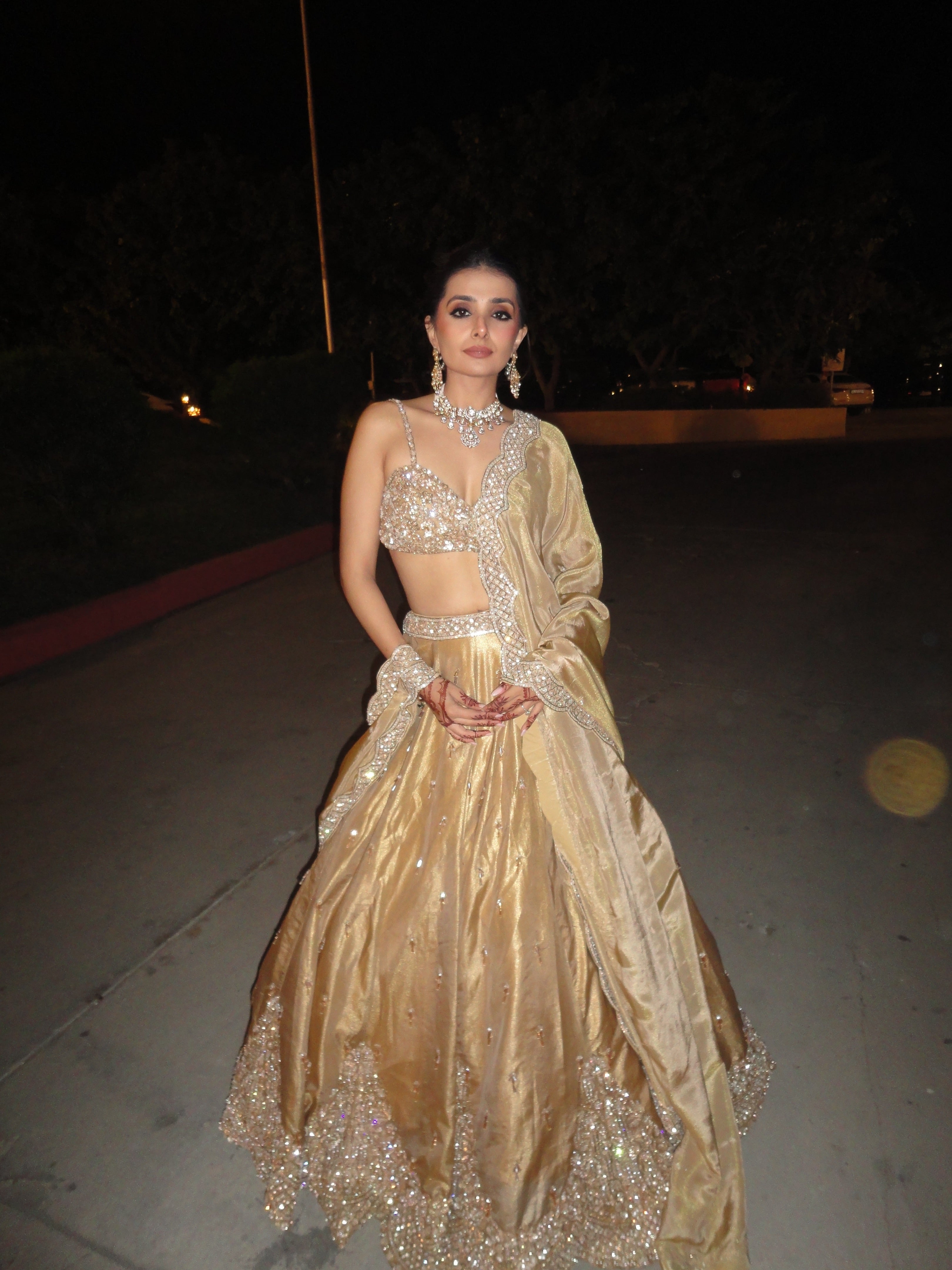 Mannat Arneja in Saba Lehenga
