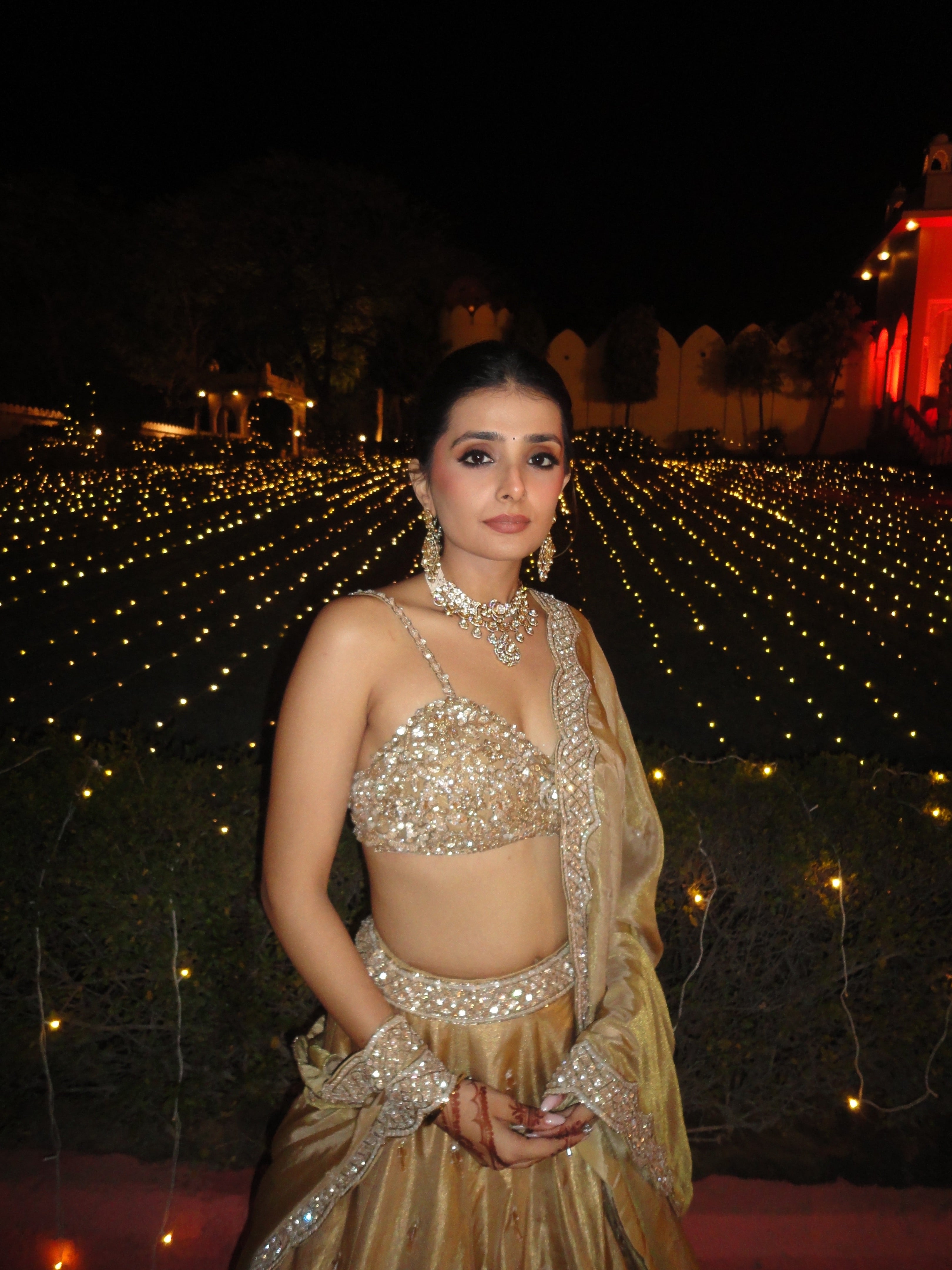 Mannat Arneja in Saba Lehenga