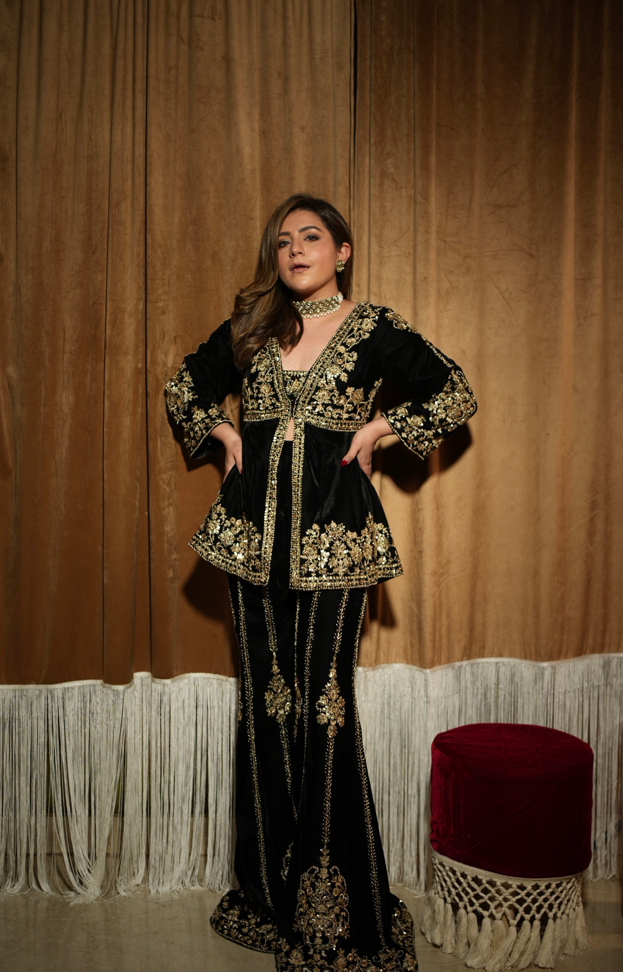 Meghna Pahwa in Heer Sharara Set