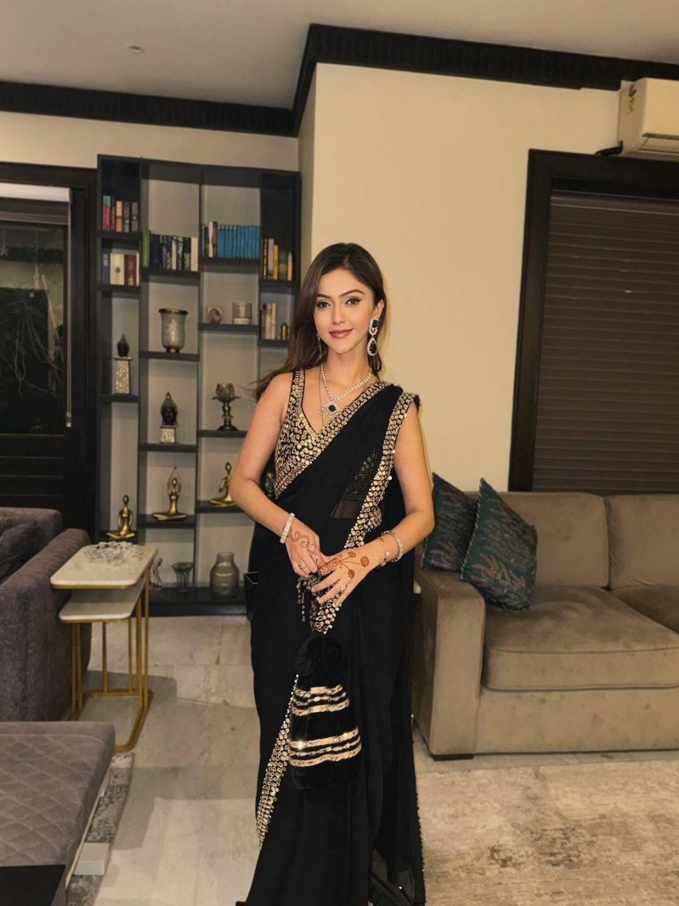Karina Jalan in Ayna Saree
