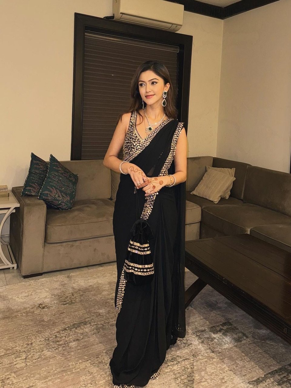 Karina Jalan in Ayna Saree