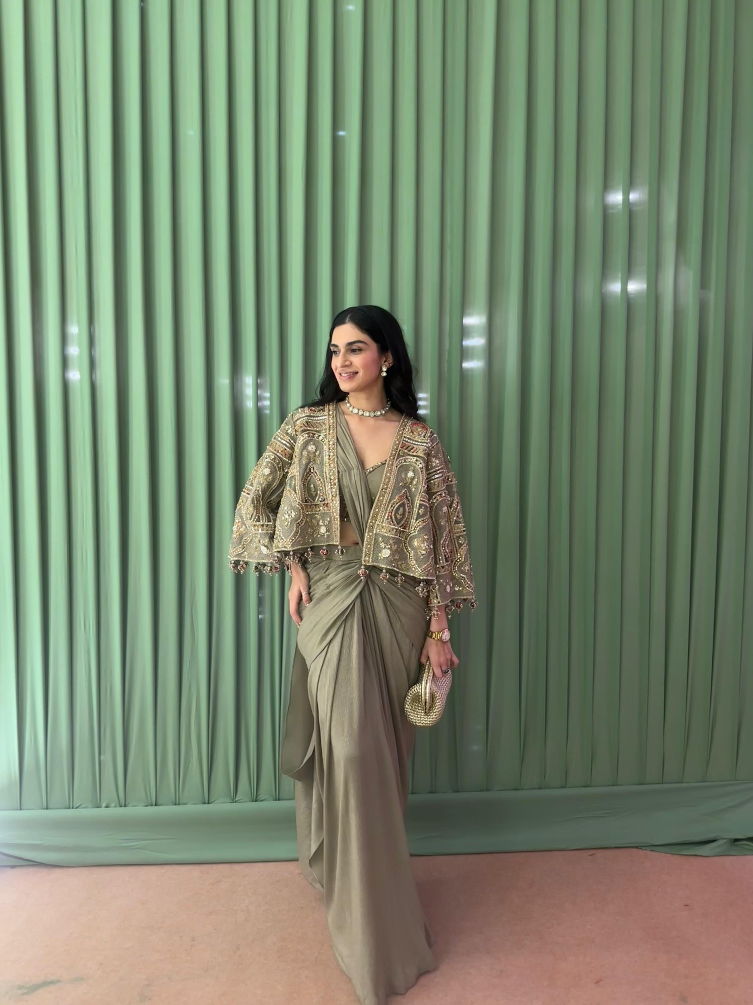 Sana Dua in Nayab Saree Set