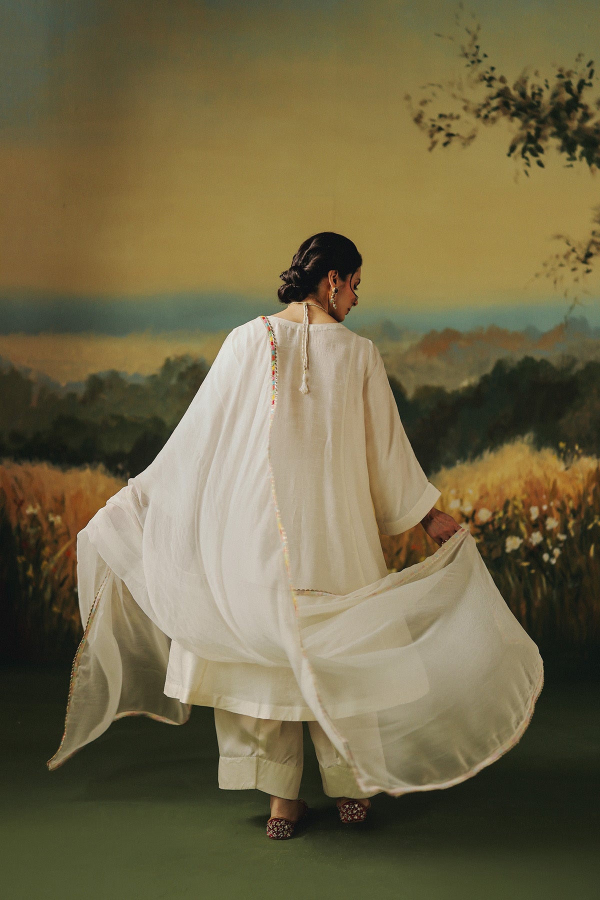 Sunehri Suit Set