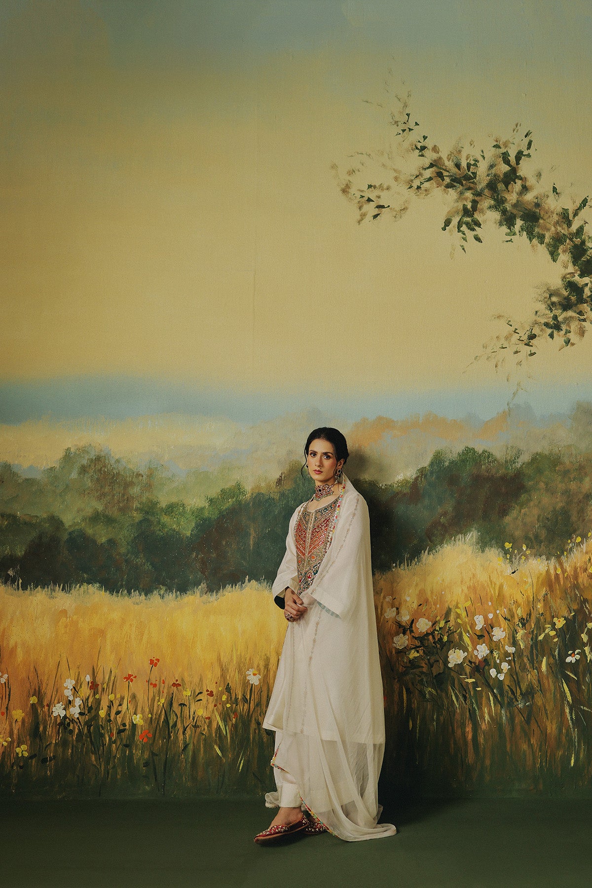 Sunehri Suit Set