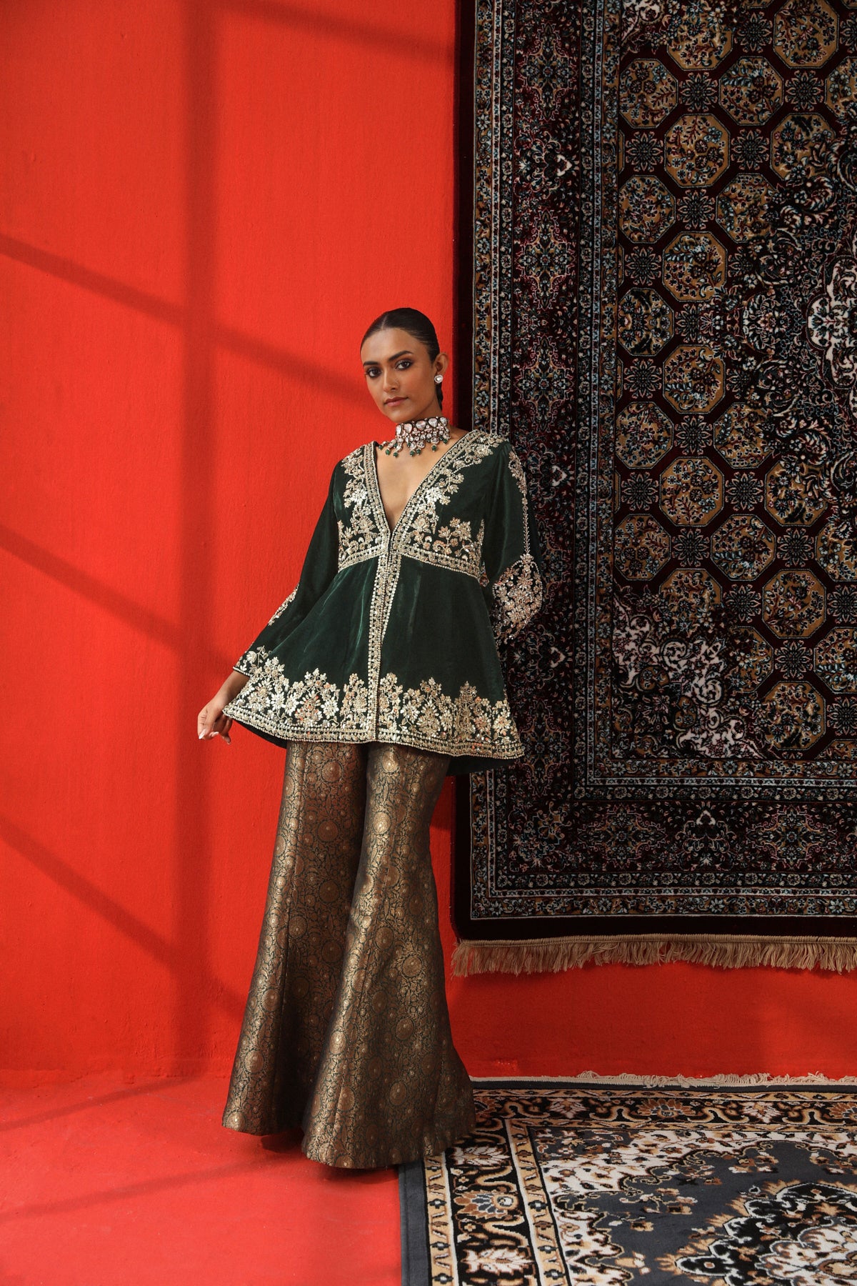 Raina Sharara Set