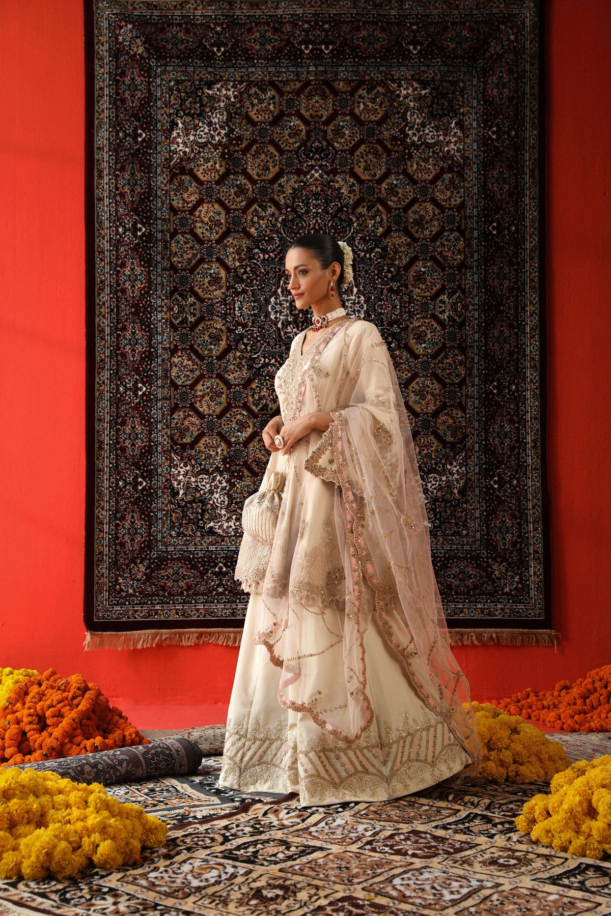Mehnaaz Sharara Set