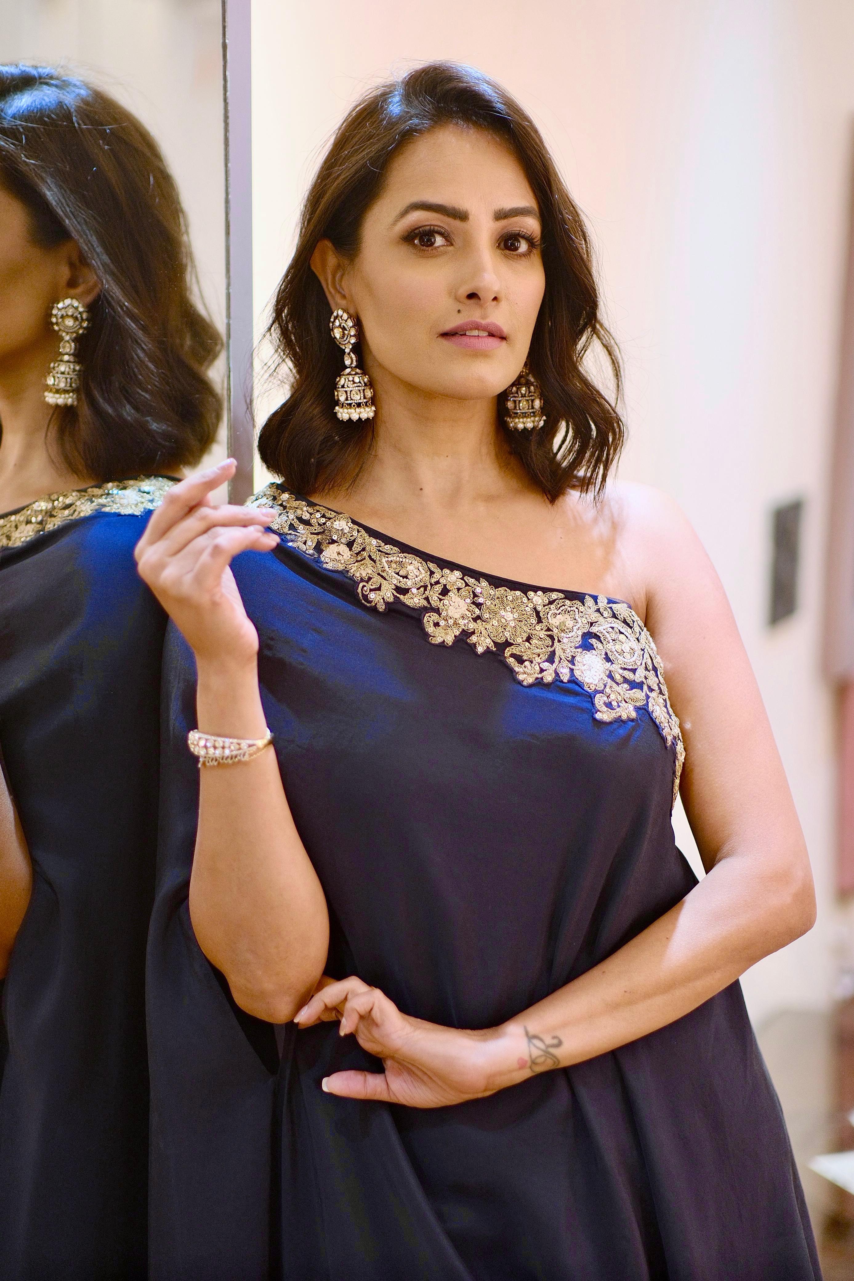 Anita Hassanandani in Shaam Fusion Set